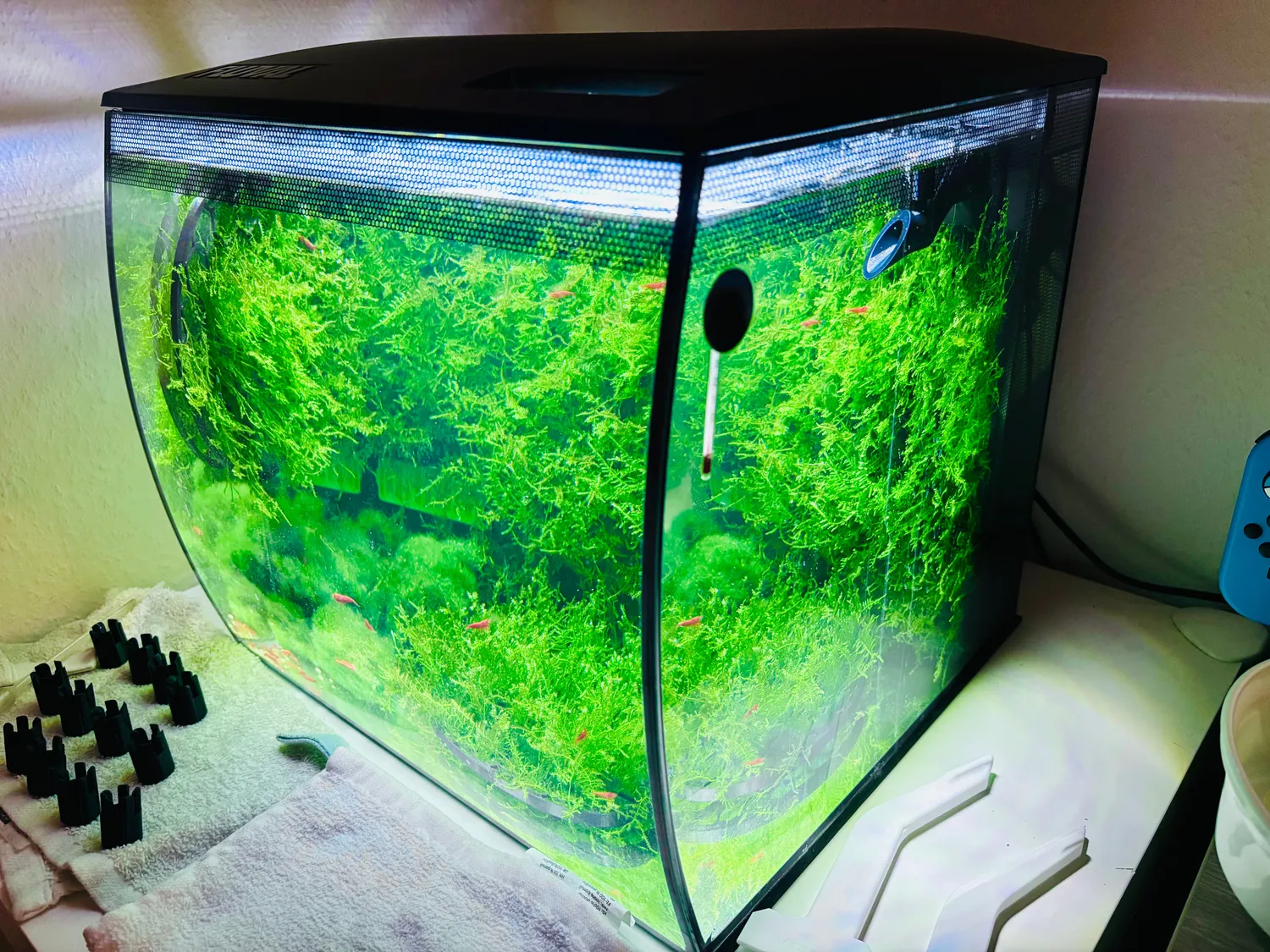 Moby Lab Parete Muschio Fluval Flex 57L Nera Rete 379mm
